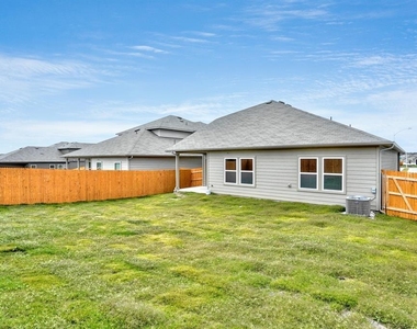 5905 Brocade Dr - Photo Thumbnail 23