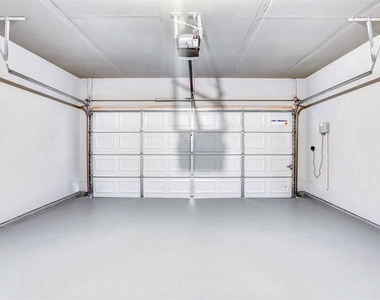 5905 Brocade Dr - Photo Thumbnail 21