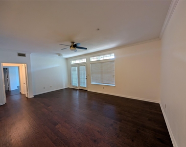 9525 N Capital Of Texas Highway - Photo Thumbnail 9