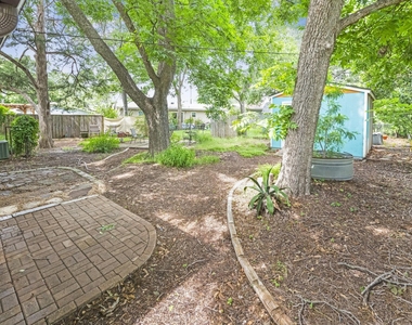 6202 Peggy St - Photo Thumbnail 12