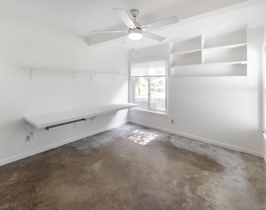 6202 Peggy St - Photo Thumbnail 10