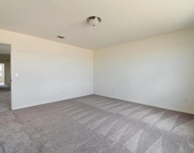101 Aoudad Rd - Photo Thumbnail 34
