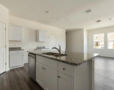 101 Aoudad Rd - Photo Thumbnail 10