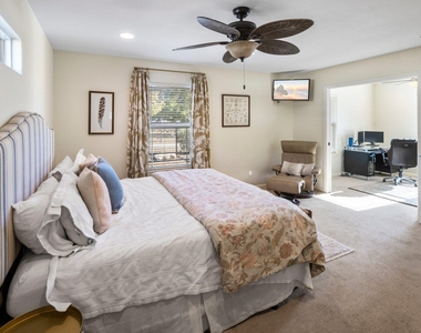 301 Hub Dr - Photo Thumbnail 19