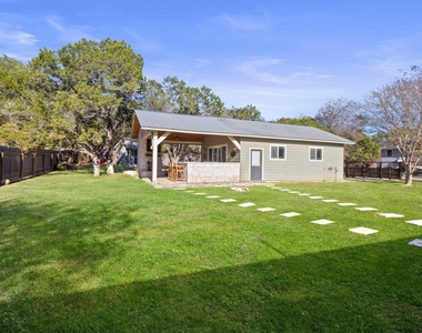 301 Hub Dr - Photo Thumbnail 30