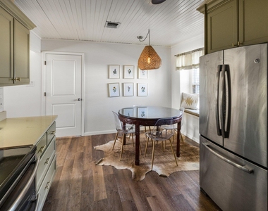 301 Hub Dr - Photo Thumbnail 6