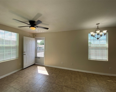 296 Ferrule Dr - Photo Thumbnail 3