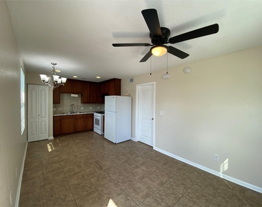 296 Ferrule Dr - Photo Thumbnail 2