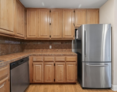 2500 Steck Ave - Photo Thumbnail 7