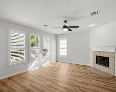 19501 Brue St - Photo Thumbnail 6
