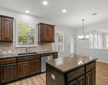 19501 Brue St - Photo Thumbnail 16