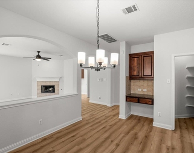19501 Brue St - Photo Thumbnail 12
