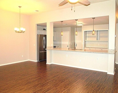 2200 Larston Ln - Photo Thumbnail 3