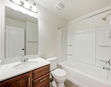 801 Estes Park - Photo Thumbnail 22