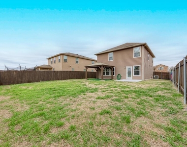 801 Estes Park - Photo Thumbnail 29