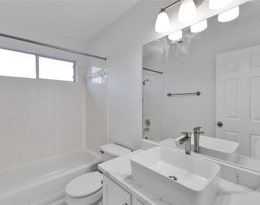 2607 Claudia Dr - Photo Thumbnail 16