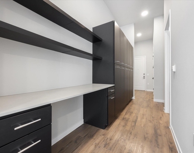 4510 Terry-o Ln - Photo Thumbnail 10