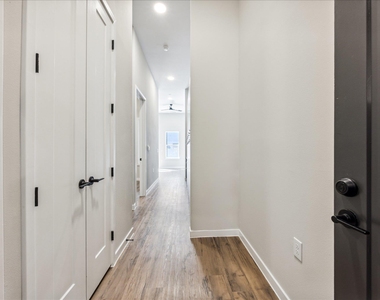 4510 Terry-o Ln - Photo Thumbnail 12