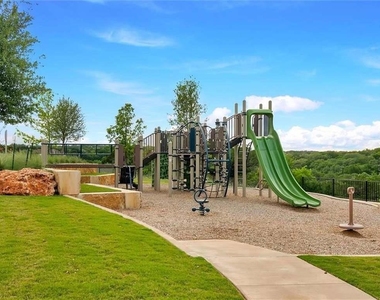 208 Wolf Springs Rd - Photo Thumbnail 30