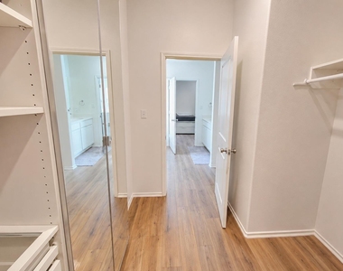 208 Wolf Springs Rd - Photo Thumbnail 15