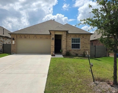 208 Wolf Springs Rd - Photo Thumbnail 2