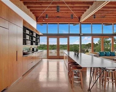 208 Wolf Springs Rd - Photo Thumbnail 31