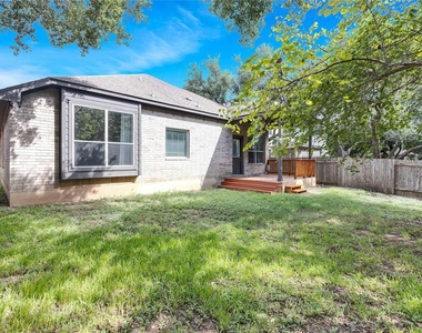 1019 Horne Dr - Photo Thumbnail 19