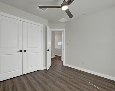 104 Creekside Trl - Photo Thumbnail 26