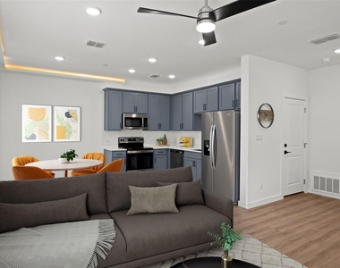 104 Creekside Trl - Photo Thumbnail 10