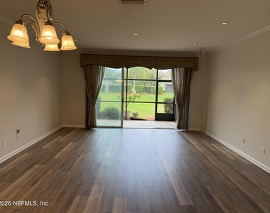 7584 Red Crane Lane - Photo Thumbnail 8