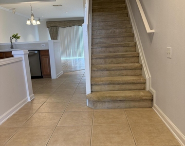 7584 Red Crane Lane - Photo Thumbnail 4