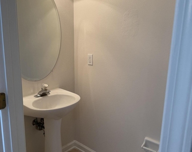 7584 Red Crane Lane - Photo Thumbnail 7