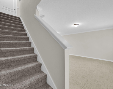 452 Walnut Drive - Photo Thumbnail 15