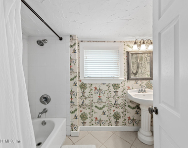 2813 Princeton Avenue - Photo Thumbnail 16