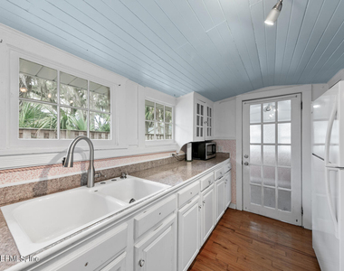 2813 Princeton Avenue - Photo Thumbnail 24