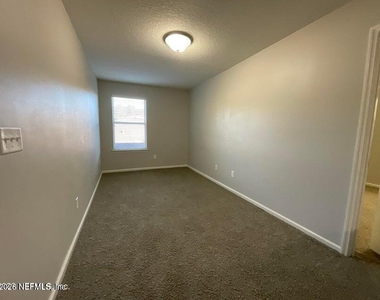 12127 Narrowleaf Court - Photo Thumbnail 13