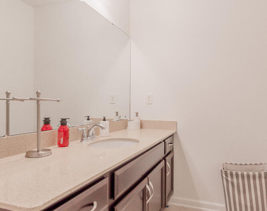 162 Nelson Lane - Photo Thumbnail 24