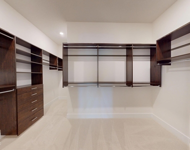 267 Luminous Avenue - Photo Thumbnail 23
