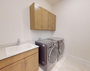 267 Luminous Avenue - Photo Thumbnail 14