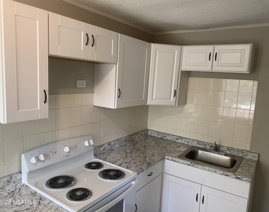 2854 Wickwire Street - Photo Thumbnail 3