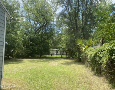 2854 Wickwire Street - Photo Thumbnail 14
