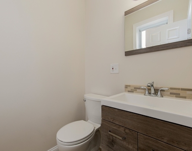 7938 S Honore Street - Photo Thumbnail 5