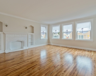 7938 S Honore Street - Photo Thumbnail 1