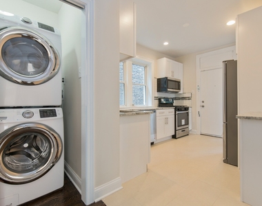 7938 S Honore Street - Photo Thumbnail 8