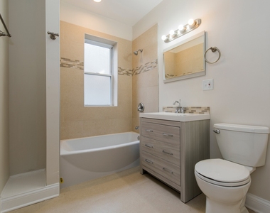 7938 S Honore Street - Photo Thumbnail 7