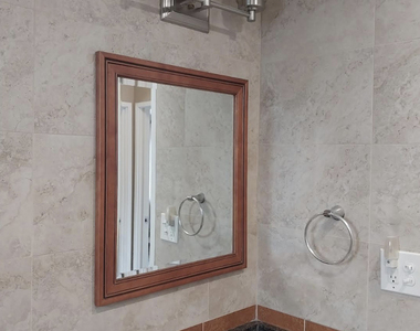 629 W 65th Street - Photo Thumbnail 8