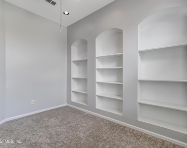 12197 Ripken Circle - Photo Thumbnail 8