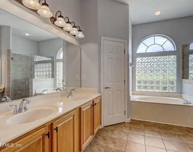 12197 Ripken Circle - Photo Thumbnail 32