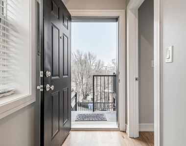 5979 N Elston Avenue - Photo Thumbnail 18