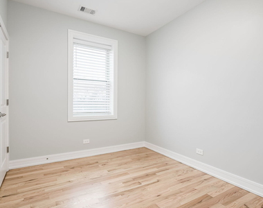 5979 N Elston Avenue - Photo Thumbnail 10